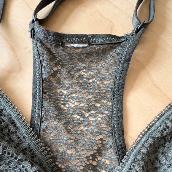 Bundle: Free People & DKNY Lace Bralettes - Teal & Olive Green XS/S - Picture 11 of 12